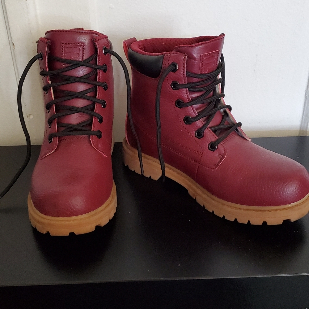 SALE 2X20❗Fila boots